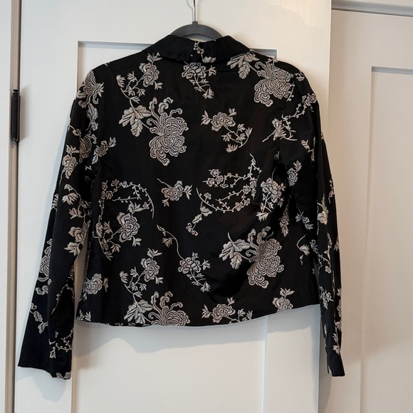 Chico's Black and White Silk Floral Blazer - Picture 3 of 3
